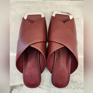 Katy Perry Collections Women's Cranberry Slide Sandals